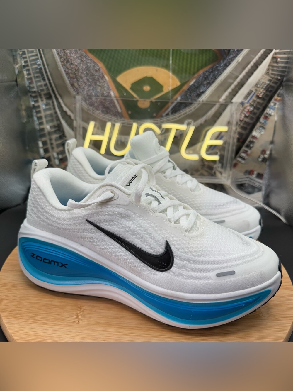Nike Vomero Plus 'White Blue Hero' Women’s Size 8 Running Shoes